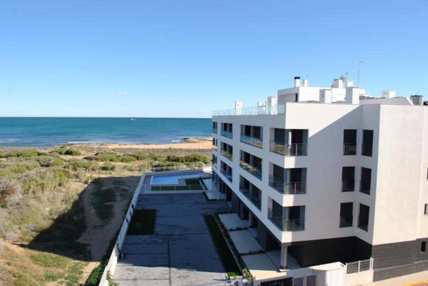 Pinada Beach IV New & Comfort. Apartment, 1St Line To The Beach, Sunterrace+Pool لا ماتا المظهر الخارجي الصورة