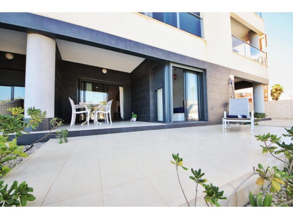 Pinada Beach IV New & Comfort. Apartment, 1St Line To The Beach, Sunterrace+Pool لا ماتا المظهر الخارجي الصورة